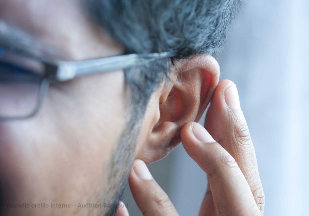 zoom sur une oreille pour illustrer les maladies de l'oreille interne